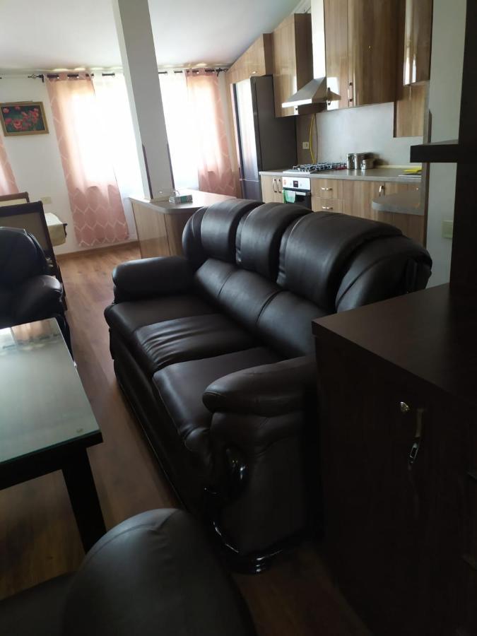 Apartment On Tumanyan Street,19 예레반 외부 사진