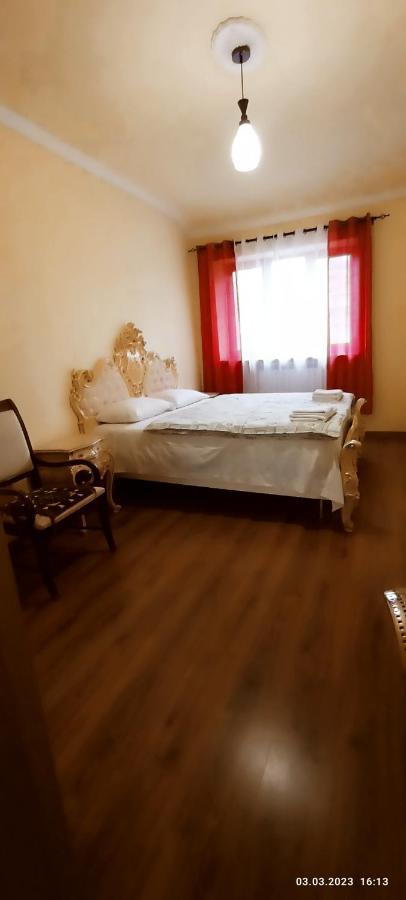 Apartment On Tumanyan Street,19 예레반 외부 사진